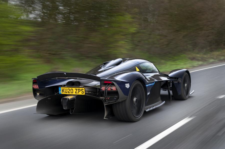  Aston Martin Valkyrie 2018 года  (фото 5 из 23)